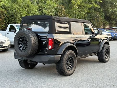 Used 2022 Ford Bronco 4-Door AWD/4WD image 3