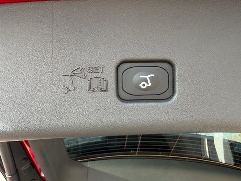 New 2026 Lincoln Nautilus Reserve image 18