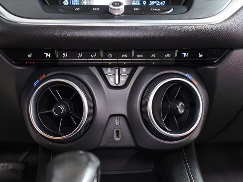 Used 2020 Chevrolet Blazer LT image 16