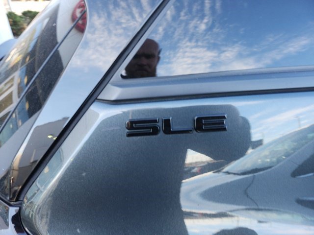 Used 2021 GMC Terrain SLE w/ Driver Convenience Package AWD/4WD image 5
