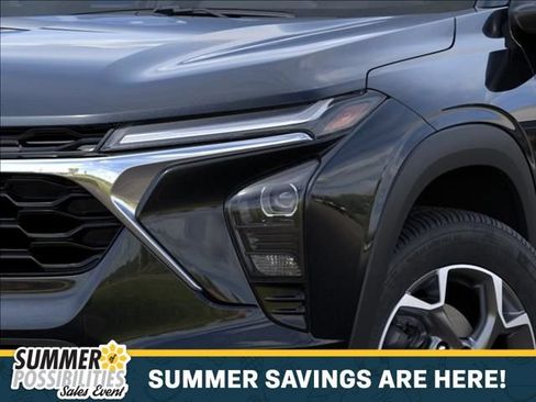 New 2026 Chevrolet Trax LT w/ Driver Confidence Package FWD image 10