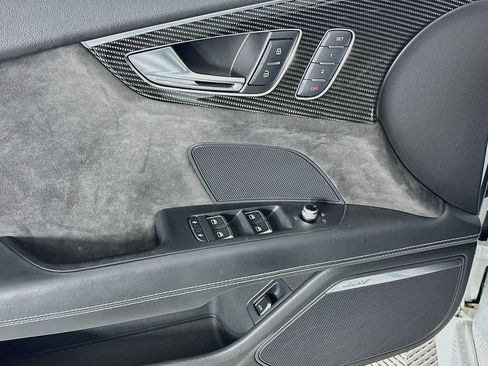 Used 2017 Audi RS 7 Performance AWD/4WD image 18