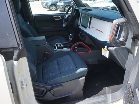 New 2026 Ford Bronco Heritage Edition image 3