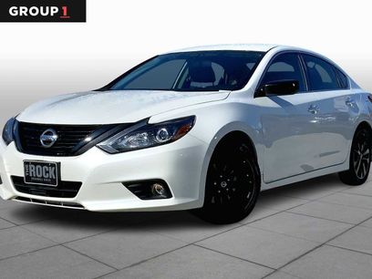 Used 2018 Nissan Altima 2.5 SR w/ SR Midnight Edition