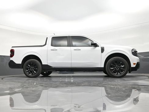 Used 2024 Ford Maverick Lariat w/ Black Appearance Package FWD image 25