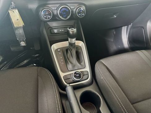 Used 2023 Hyundai Venue SEL w/ Cargo Package FWD image 25