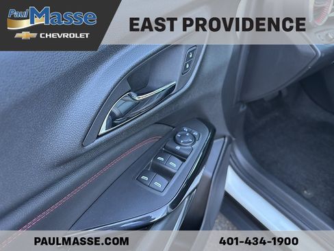 Certified 2024 Chevrolet Trax RS w/ Sunroof Package FWD image 10