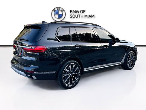 Certified 2022 BMW X7 xDrive40i w/ Premium Package image 7