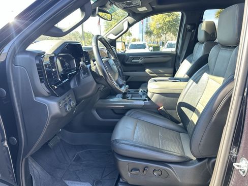 Used 2022 Chevrolet Silverado 1500 ZR2 image 16