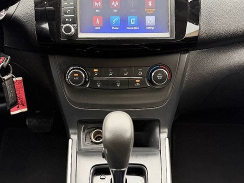 Used 2019 Nissan Sentra S FWD image 17