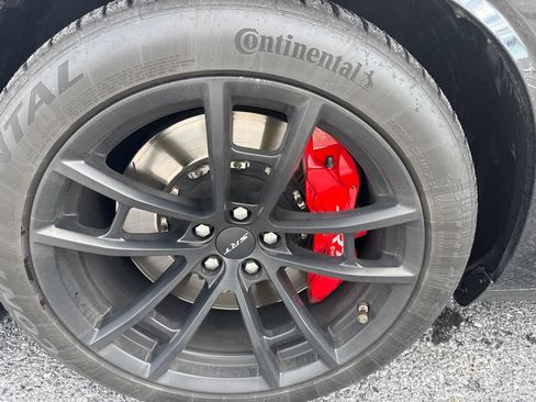 Used 2023 Dodge Challenger SRT Hellcat RWD image 2