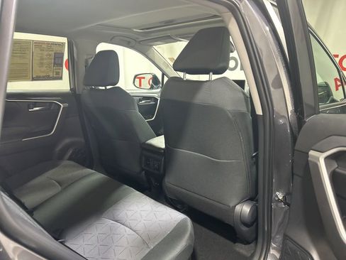 Used 2025 Toyota RAV4 XLE w/ Convenience Package image 13