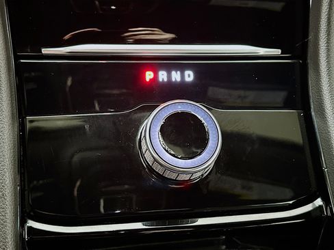 Used 2022 Jeep Grand Cherokee L Laredo image 16