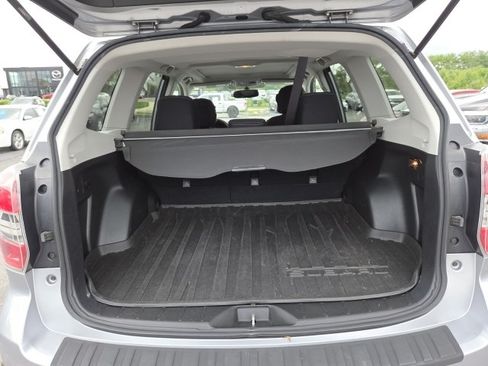 Used 2015 Subaru Forester 2.5i Premium AWD/4WD image 11