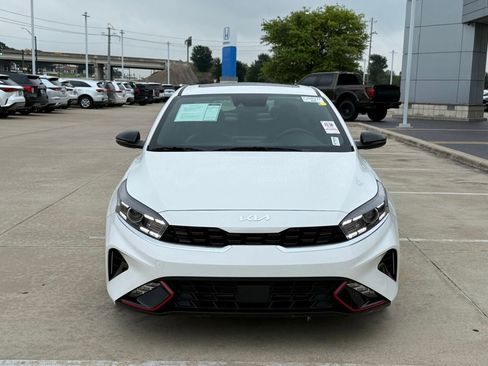 Used 2023 Kia Forte GT-Line w/ GT-Line Premium Package FWD image 8