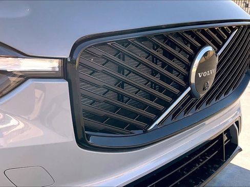 New 2026 Volvo XC60 T8 Ultra w/ Protection Package Premier image 33