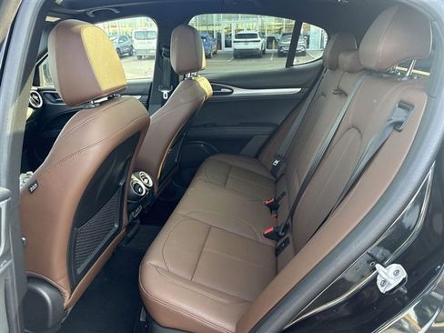 Used 2024 Alfa Romeo Stelvio Ti image 24