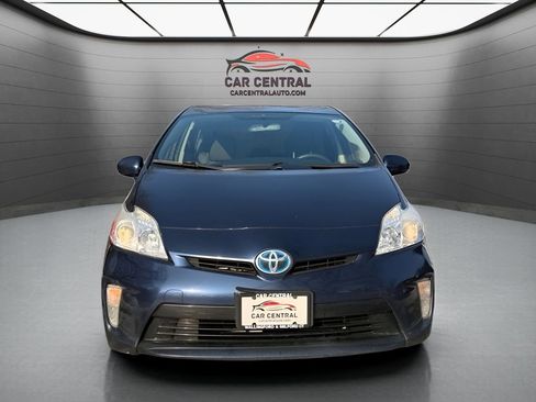 Used 2015 Toyota Prius Three image 8