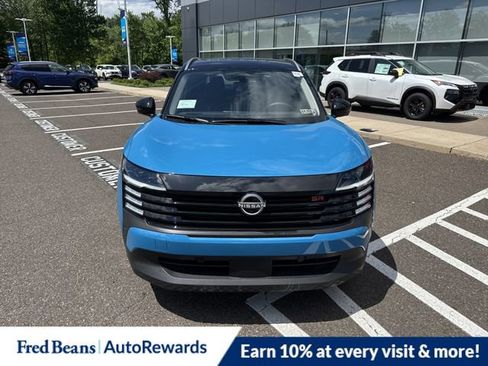 New 2025 Nissan Kicks SR image 2