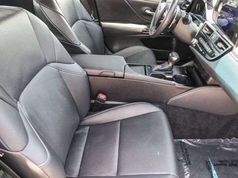 Certified 2023 Lexus ES 350 w/ Accessory Package (Z2) FWD image 18