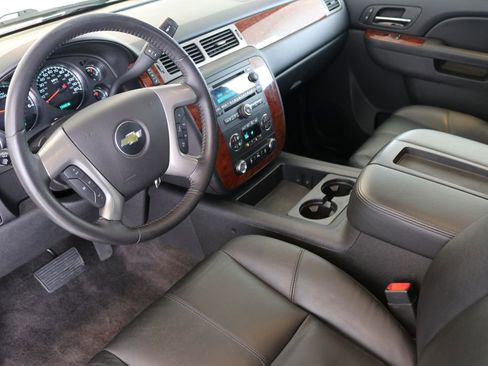 Used 2014 Chevrolet Tahoe LT w/ Luxury Package image 19