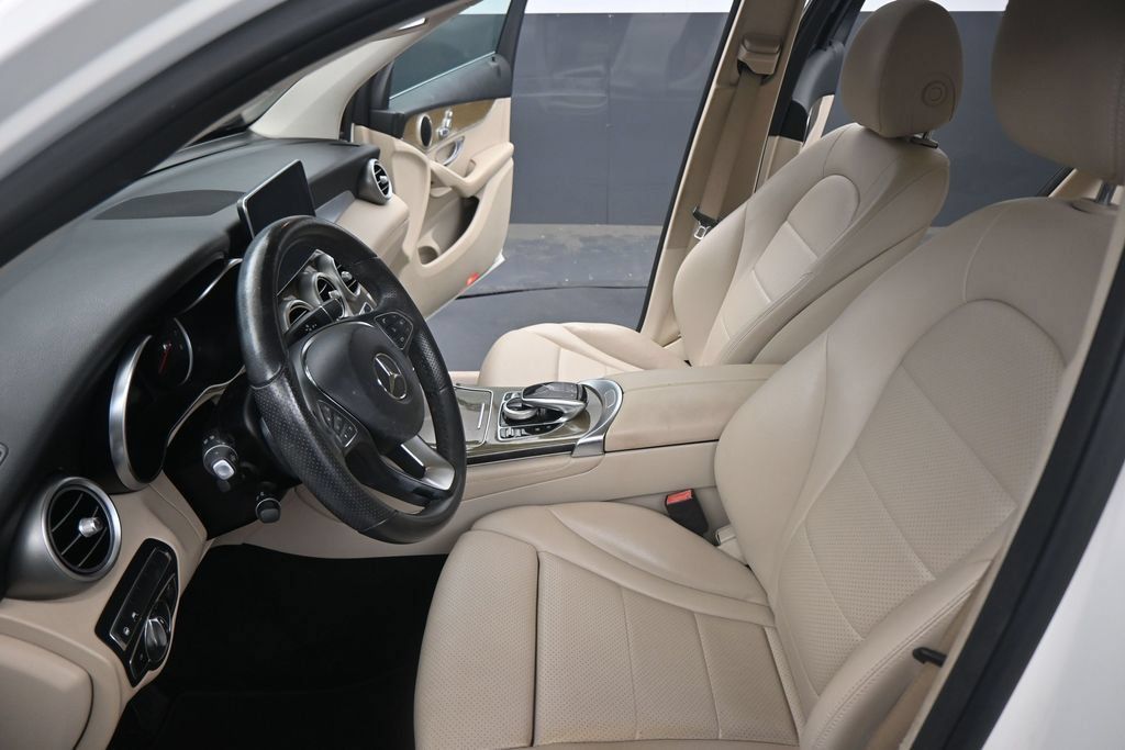 Used 2018 Mercedes-Benz GLC 300 image 9