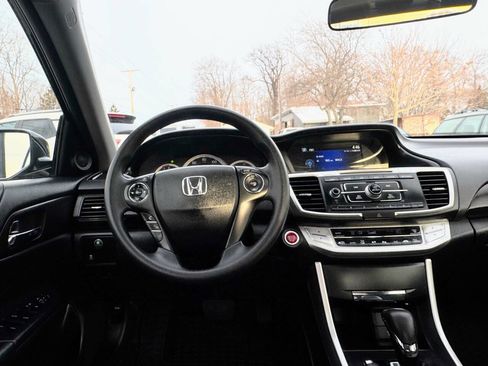 Used 2015 Honda Accord EX image 23