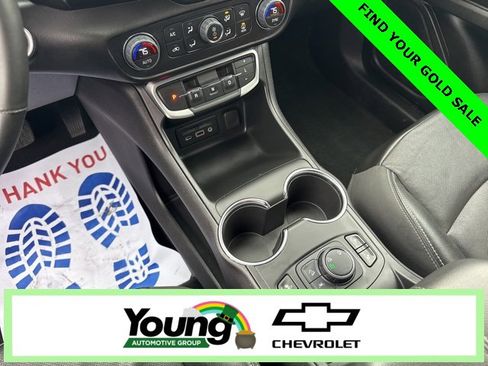 Certified 2024 GMC Terrain SLT image 23