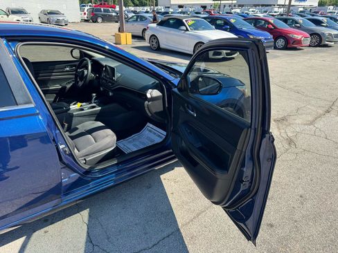 Used 2020 Nissan Altima 2.5 S FWD image 9