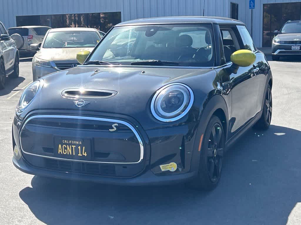 Used 2023 MINI Cooper SE FWD image 2
