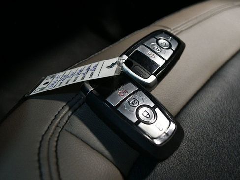 Used 2023 Ford Bronco Wildtrak AWD/4WD image 83