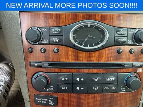 Used 2009 INFINITI G37 x Sedan w/ Premium Pkg AWD/4WD image 11