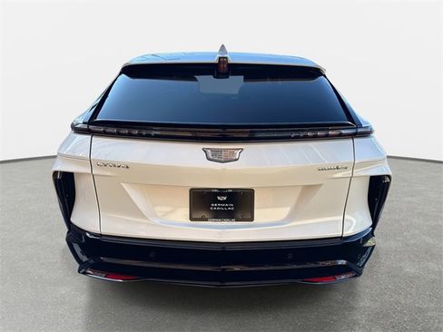 New 2025 Cadillac Lyriq Sport image 5
