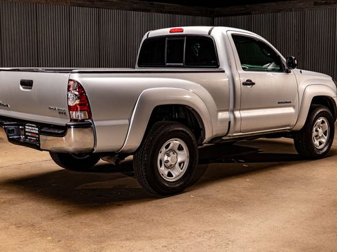 Used 2009 Toyota Tacoma PreRunner image 9