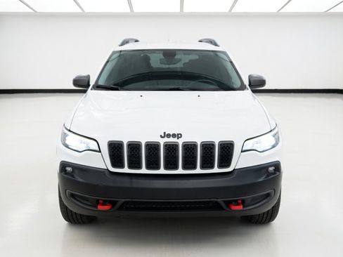 Used 2019 Jeep Cherokee Trailhawk w/ Trailer Tow Group AWD/4WD image 2