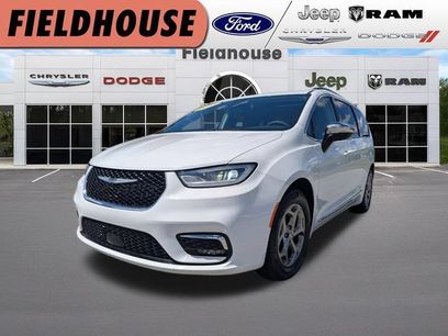 Used 2023 Chrysler Pacifica Limited