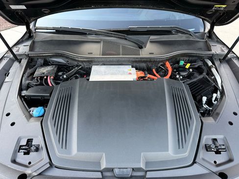 Used 2019 Audi e-tron Prestige image 84