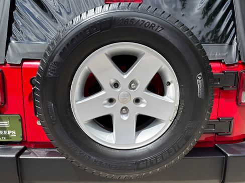 Used 2017 Jeep Wrangler Sport w/ Quick Order Package 24S AWD/4WD image 10