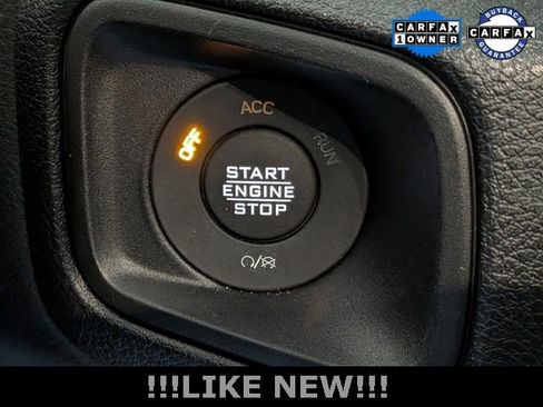 Used 2025 Jeep Wrangler Sport image 21