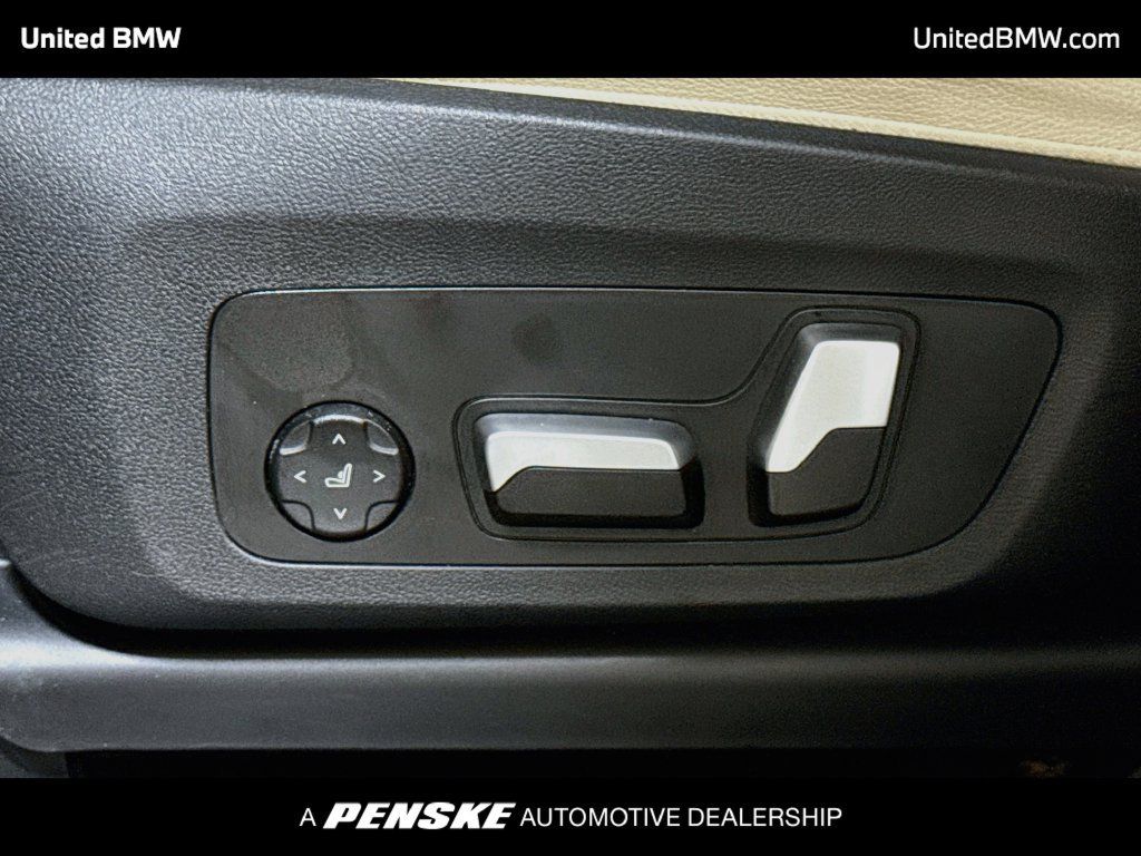 Used 2023 BMW X3 sDrive30i w/ Premium Package w/ZPA RWD image 11