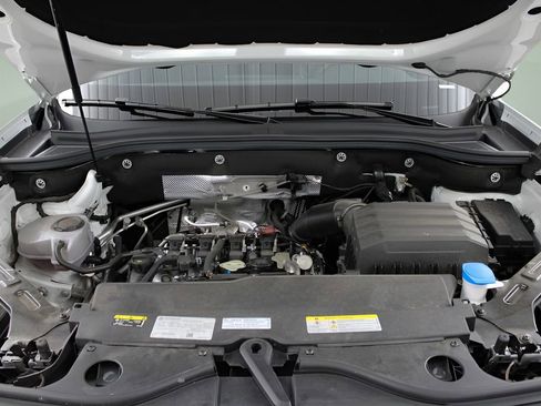 Used 2024 Volkswagen Atlas SE w/ Black Wheel Package FWD image 36