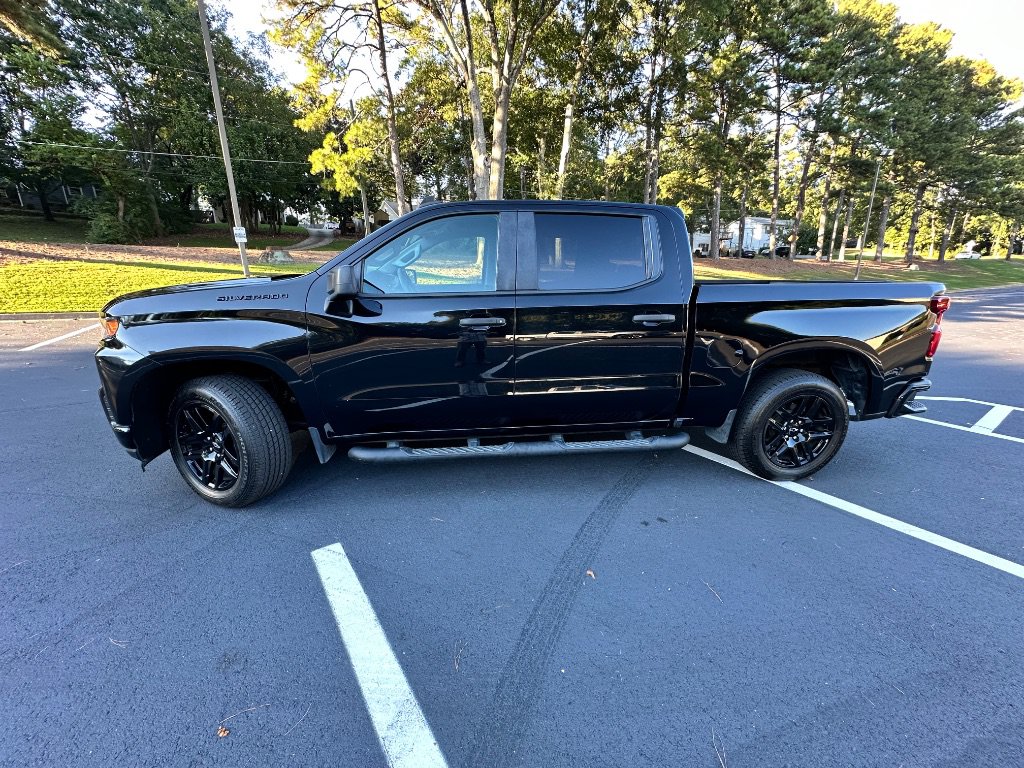Used 2021 Chevrolet Silverado 1500 Custom w/ Rally Edition RWD image 3