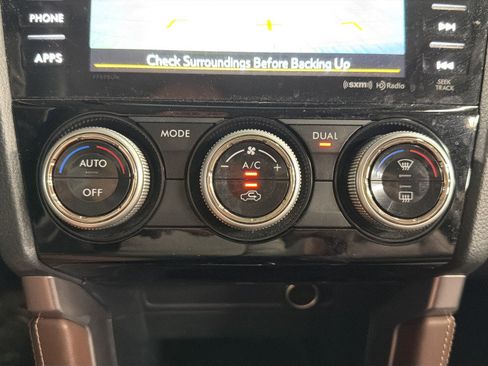 Used 2017 Subaru Forester 2.0XT Touring AWD/4WD image 31