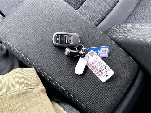 Used 2023 Honda Civic LX image 12