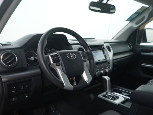 Used 2016 Toyota Tundra SR5 image 16