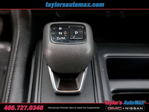 Used 2024 Nissan Pathfinder S image 22