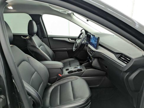 Used 2025 Ford Escape Platinum image 22