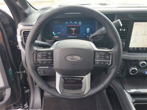 New 2025 Ford F250 Platinum w/ FX4 Off-Road Package image 21