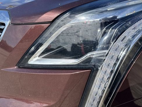 Used 2023 Cadillac XT5 Premium Luxury FWD image 10