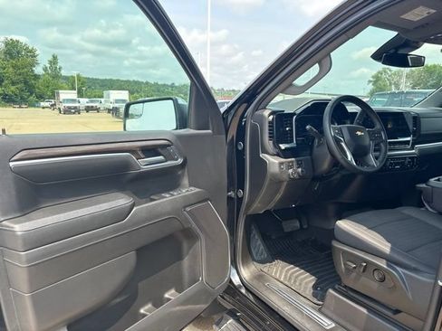Used 2024 Chevrolet Silverado 1500 LT w/ All Star Edition Plus AWD/4WD image 10